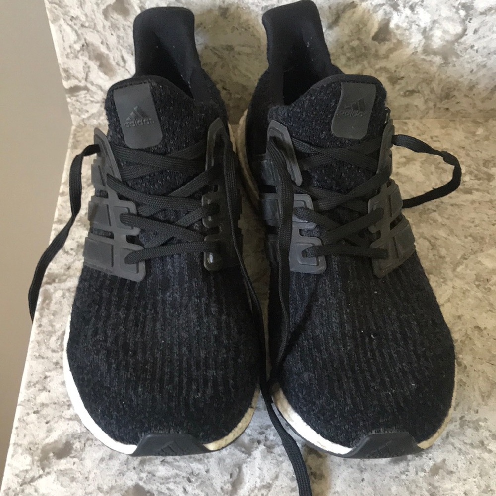 Black Adidas Ultraboosts